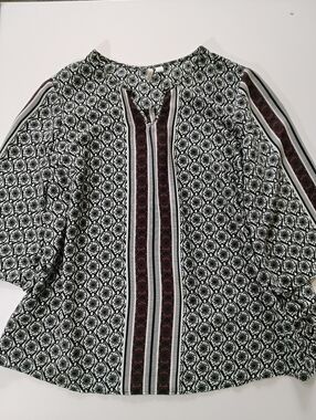 Cato Tunic Top Womens 14/16W Black White Floral Geometric‎ Bell Sleeve Boho